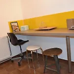 Helle Altbauwohnung